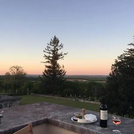 Le Chai, Chateau De Charras, Family Friendly Holiday Destination *
